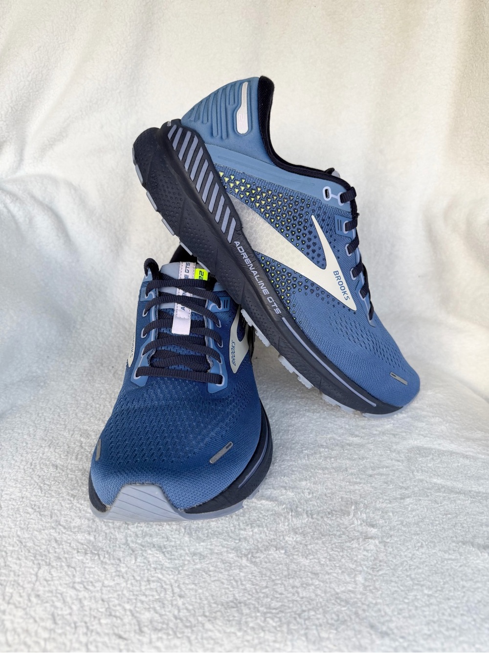 Brooks Adrenaline GTS 22 Lace-Up Low Top Mesh Sneakers Blue 10 Women 👟